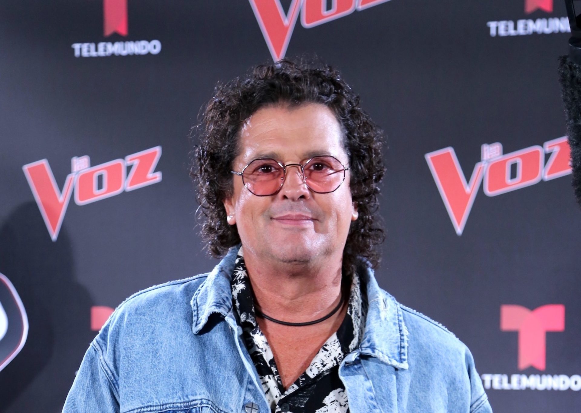 Hermano de Carlos Vives se le va a la yugular