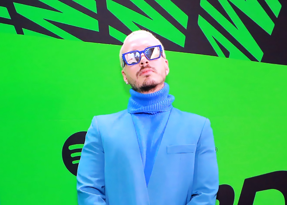 J Balvin arremete contra el Latin Grammy