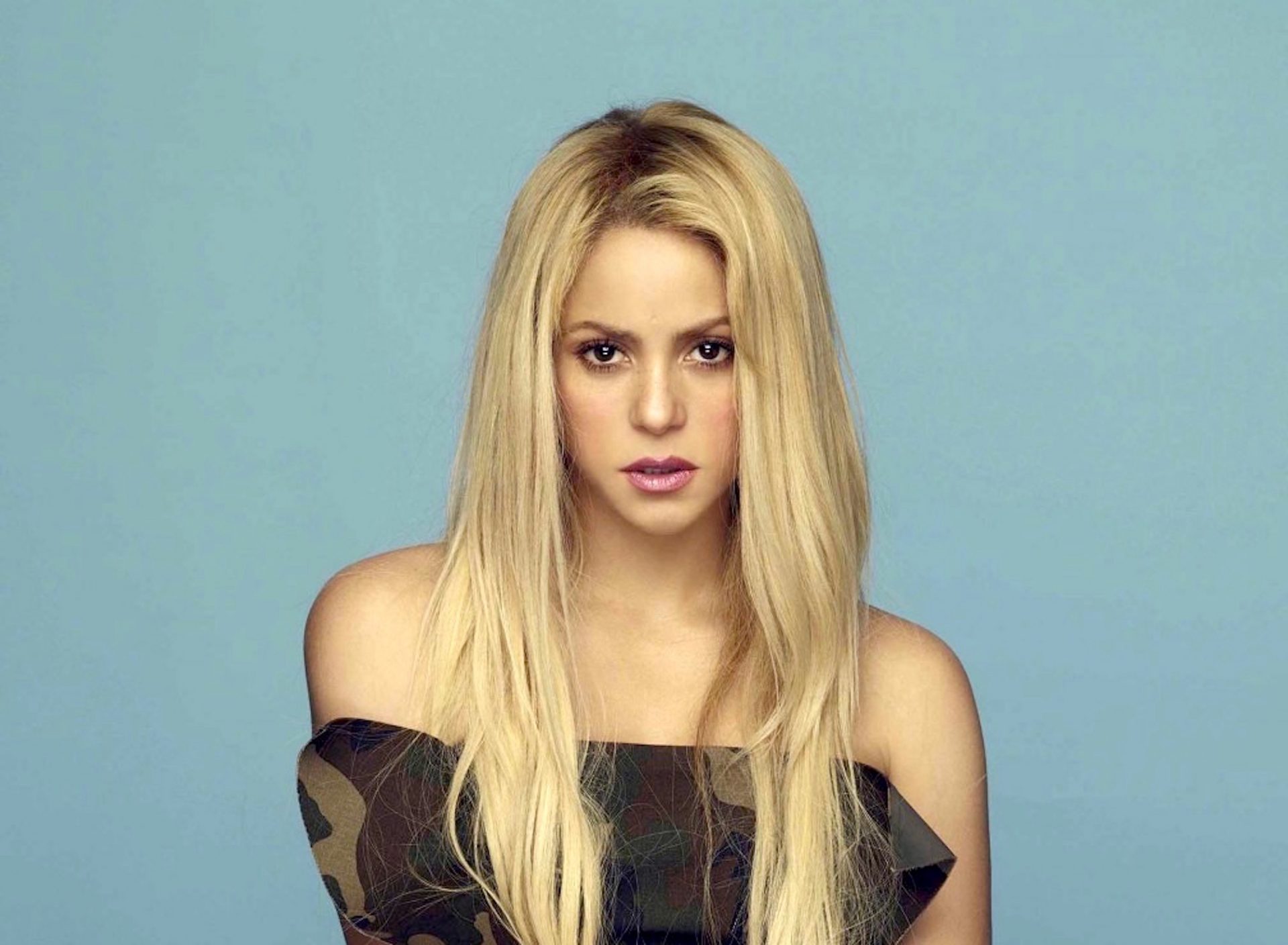 Shakira afirma que sus empresas son legales