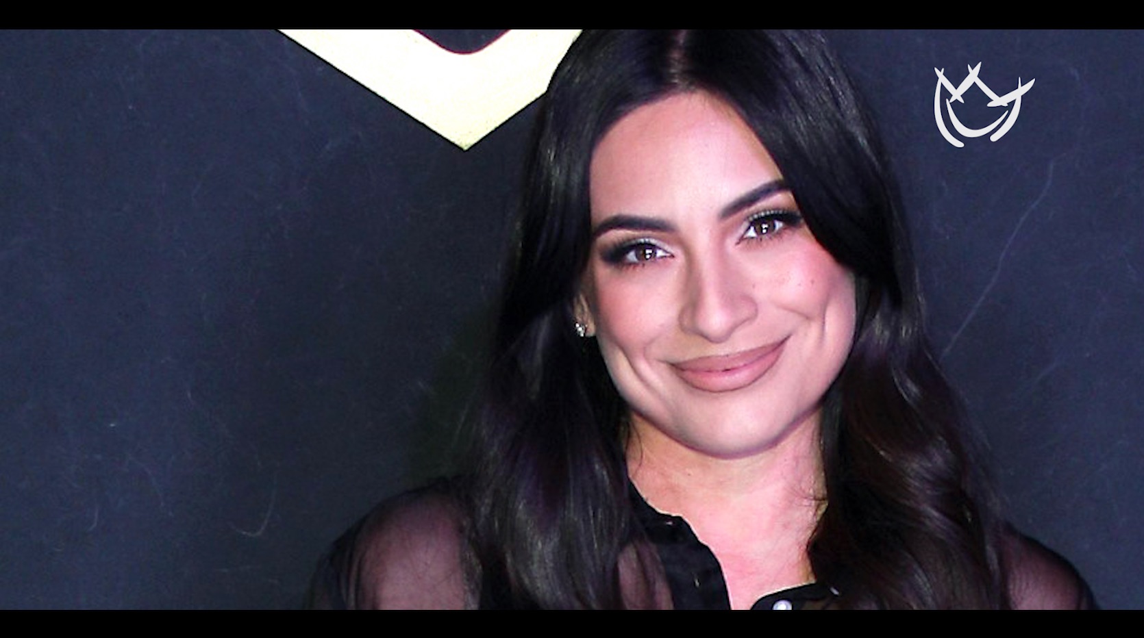 VIDEO: Ana Brenda recomienda que todos tomemos terapia