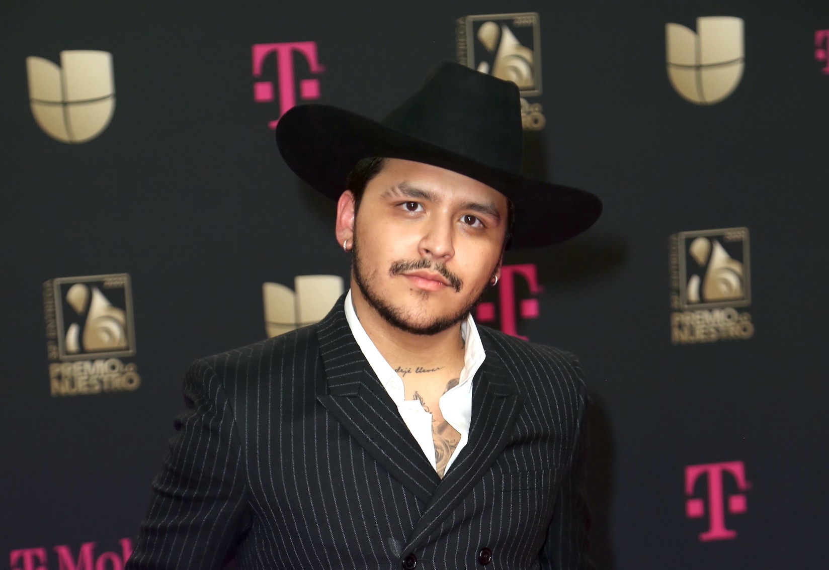 Christian Nodal desmiente veto musical