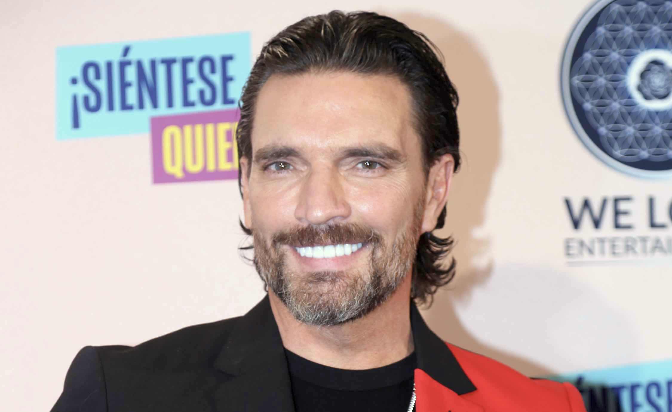 VIDEO: Julián Gil no quiere boda, pero tener más hijos sí