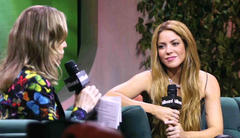 Shakia Rice VIDEO: Shakira le lleva los rice krispis a sus hijos