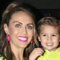 VIDEO: Jessica Carrillo y su hijo Matías ya esperan a Santa