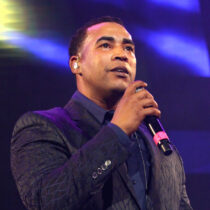 Operan a Don Omar y le quitan el cáncer