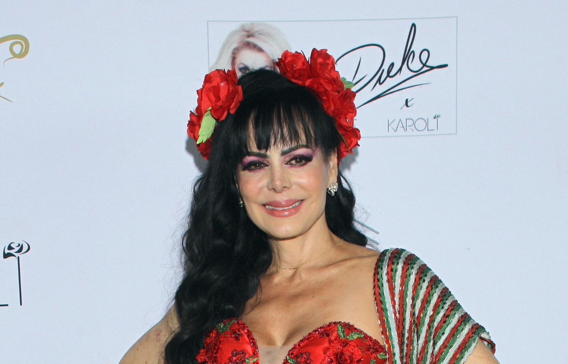 A Maribel Guardia le costaría ver a su nuera con otro hombre