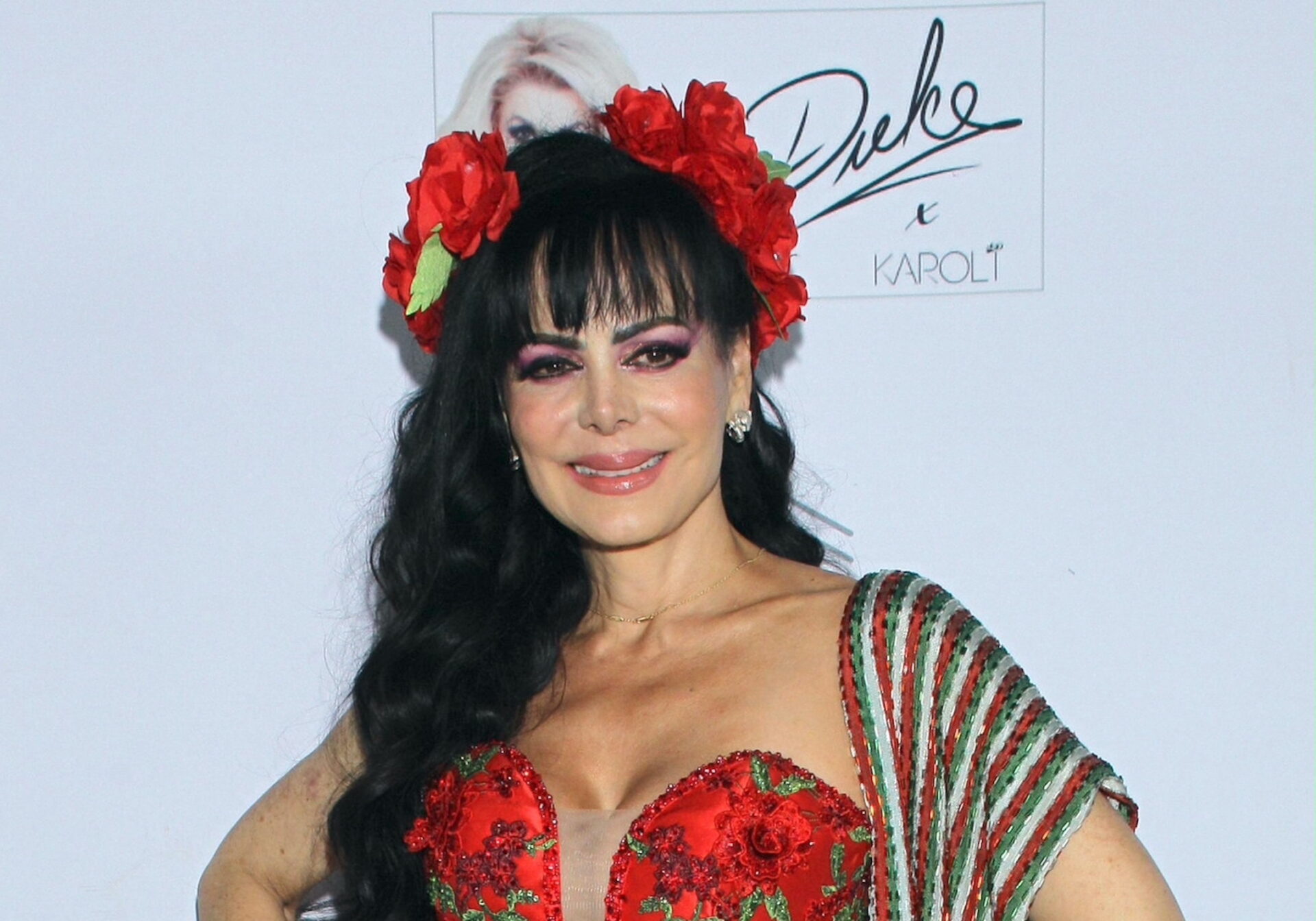 A Maribel Guardia le duele el rumor de su muerte 