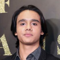 VIDEO: El protagonista de ‘City Of Dreams’ se lo toma ‘Despacito’ entre escenas