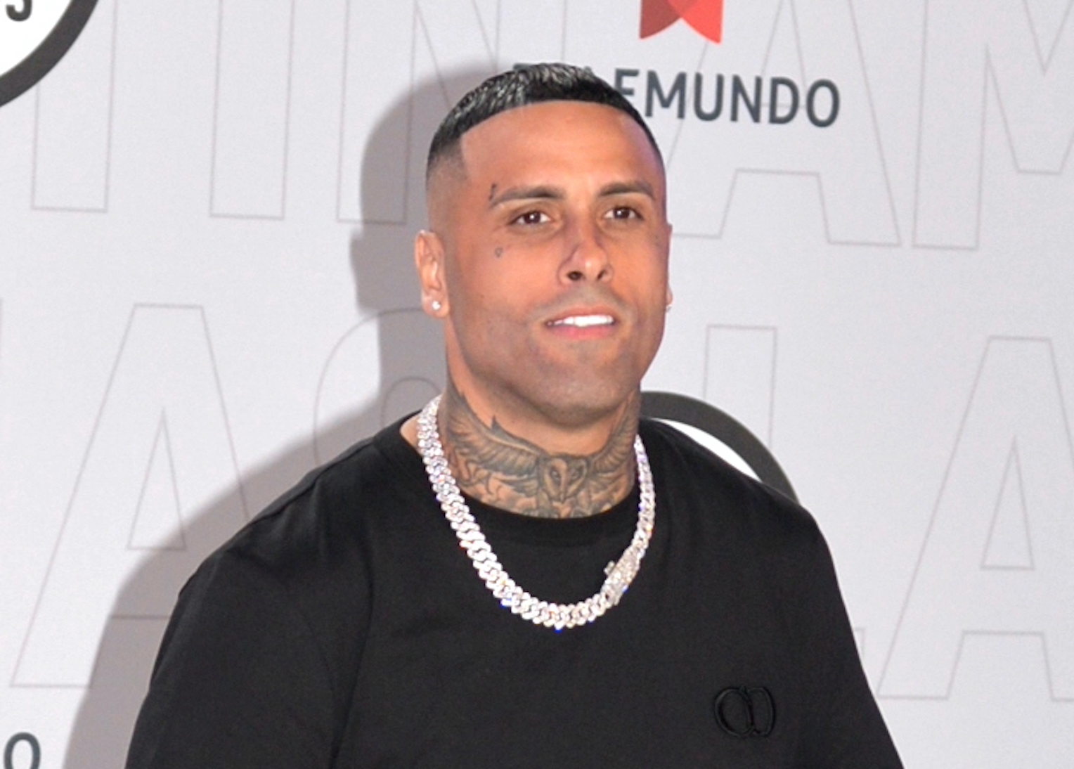 Nicky Jam revela que tuvo problemas con el alcohol