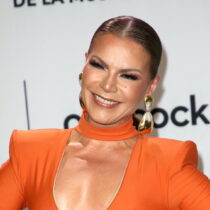 Olga Tañón niega que su hijo esté en rehabilitación