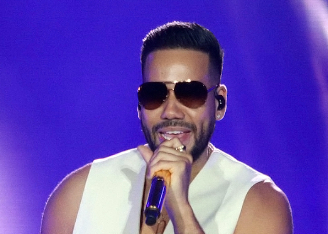 Romeo Santos causa, sin querer, el divorcio de una fan