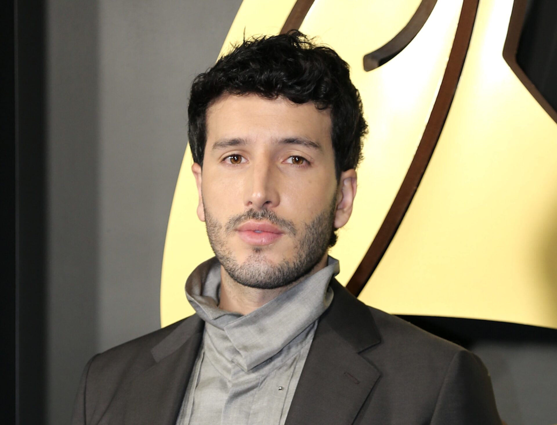 Sebastián Yatra está orgulloso de su apellido artístico