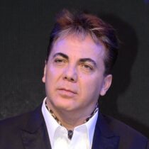 Cristian Castro quiere volver a vivir con mamá Verónica