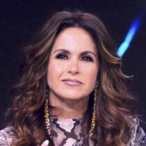 Lucero responde a críticas por bromas a Mijares 