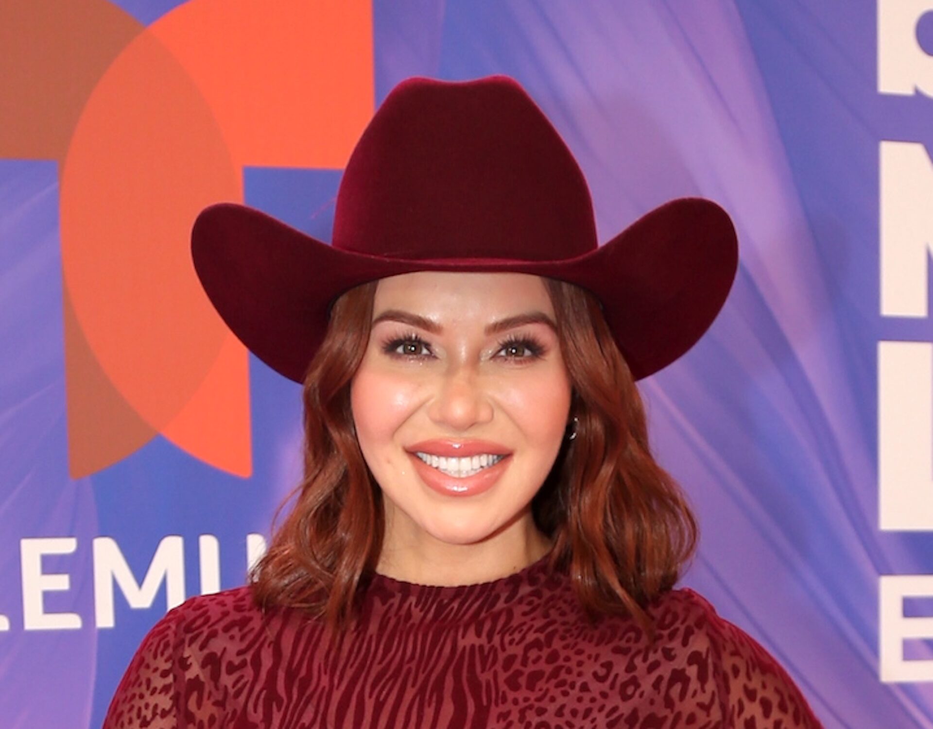 Chiquis y más lamentan detenciones de inmigrantes en LA 