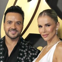 Águeda López, esposa de Luis Fonsi, aprende a sanar el pasado con su libro