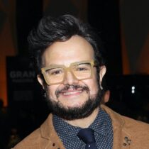 Aleks Syntek afirma que Shakira le coqueteó