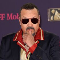 Pepe Aguilar recuerda cuando Soda Stereo lo peluseó
