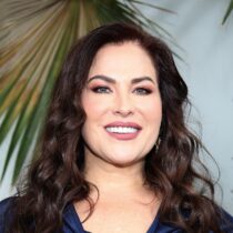 Arleth Terán dice que Joan Sebastian le coqueteaba a su mamá 