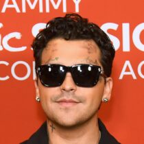 Fan besado por Christian Nodal asegura que se sintió incómodo