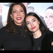 VIDEO: Cynthia Klitbo es sobreprotectora con su hija