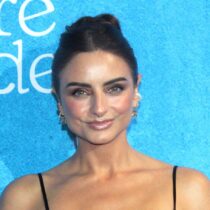 Aislinn Derbez lleva a su hija a su lugar de ensueño