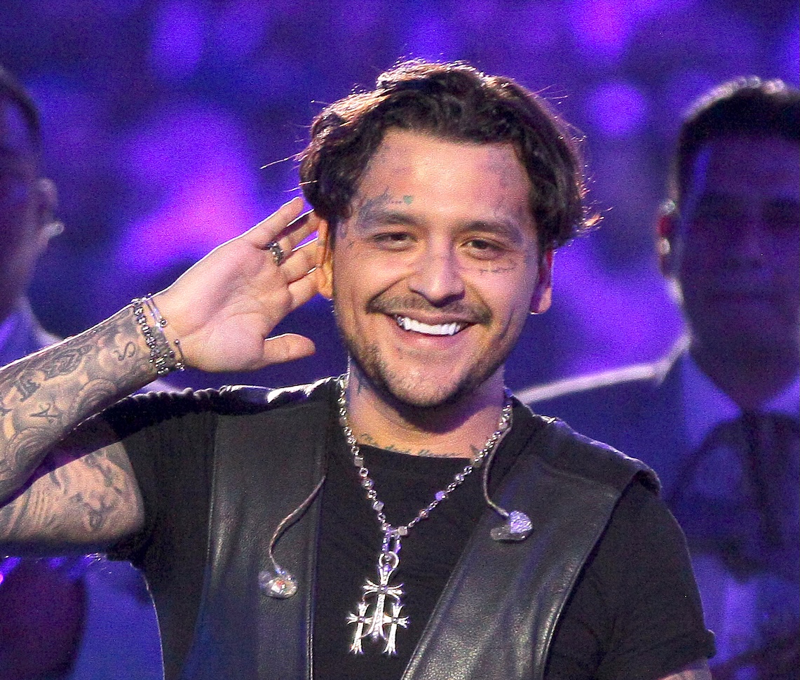 Christian Nodal dice que hablar mal de él genera dinero
