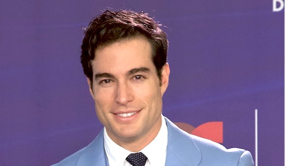 VIDEO: Danilo Carrera es Delusional