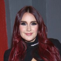 Dulce María tranquiliza a fans por su embarazo