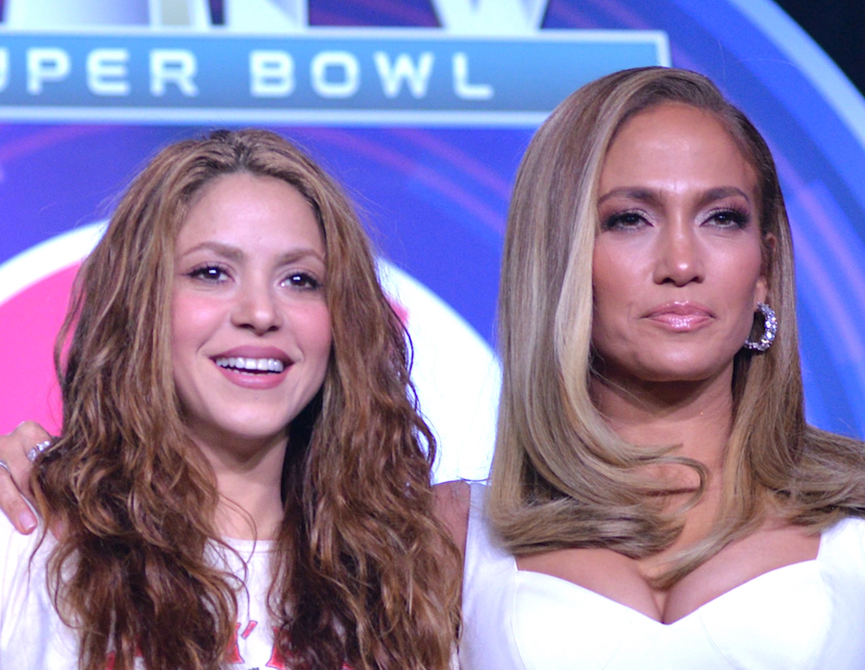 Jennifer López niega altercado con Shakira en el Super Bowl