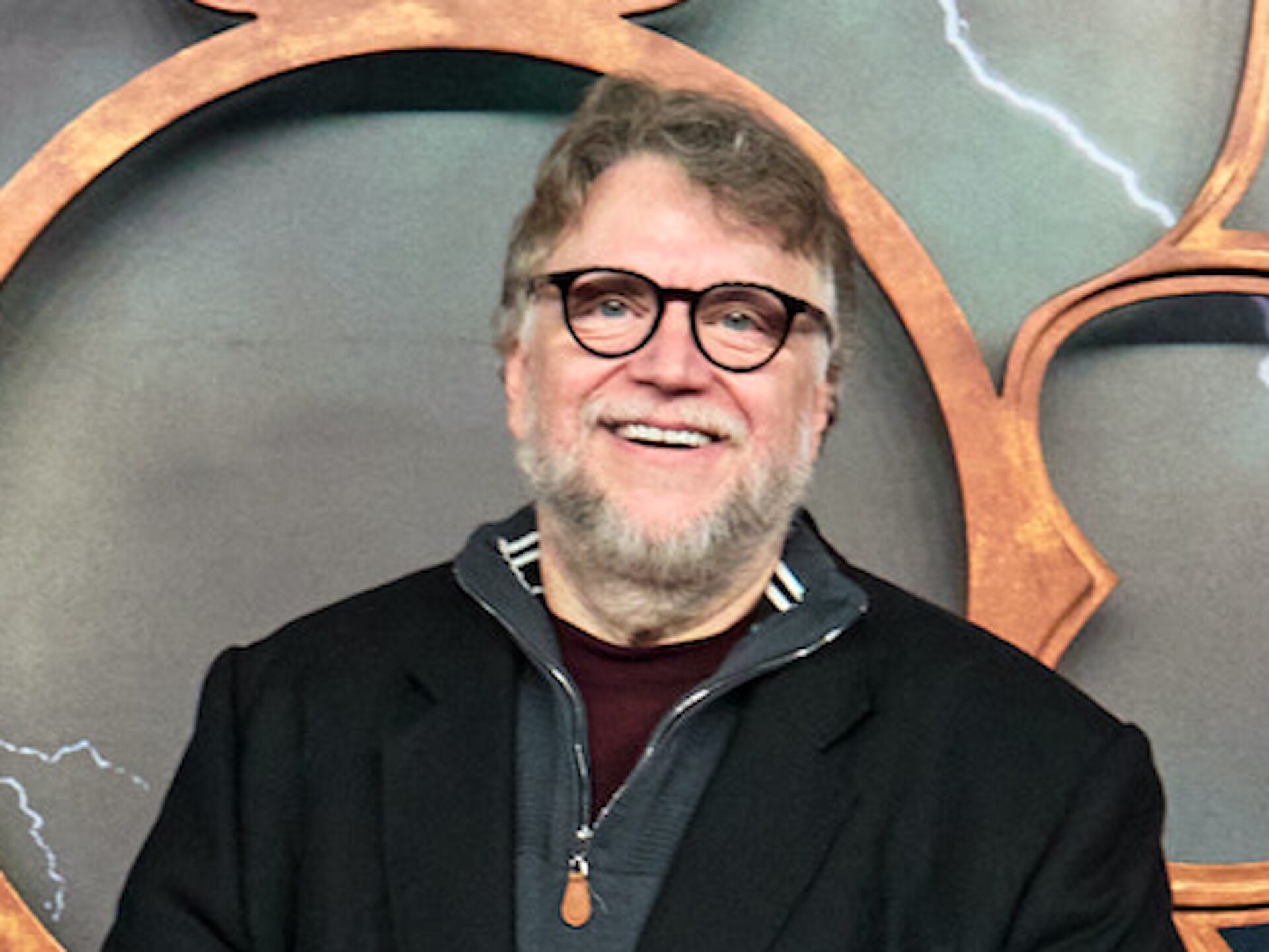 Guillermo del Toro presume a su monstruo