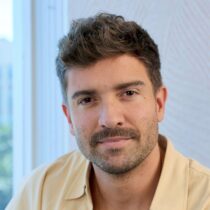 VIDEO: Los santos que hoy protegen a Pablo Alborán