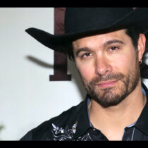 VIDEO: Brandon Peniche no quiere sólo ser el que llora por amor