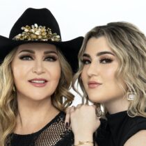 Melenie Carmona está distanciada de mamá Alicia