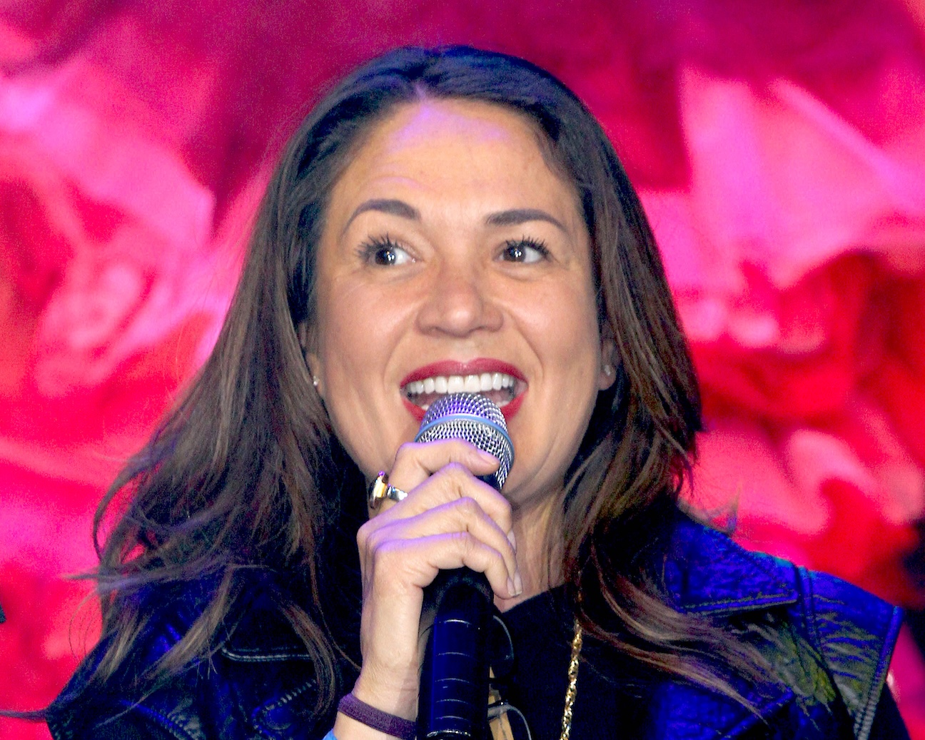 Yolanda Andrade tiene ELA