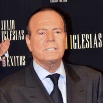 Julio Iglesias lamenta acusaciones en su contra