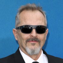 Miguel Bosé recuerda el accidente que casi le quita todo