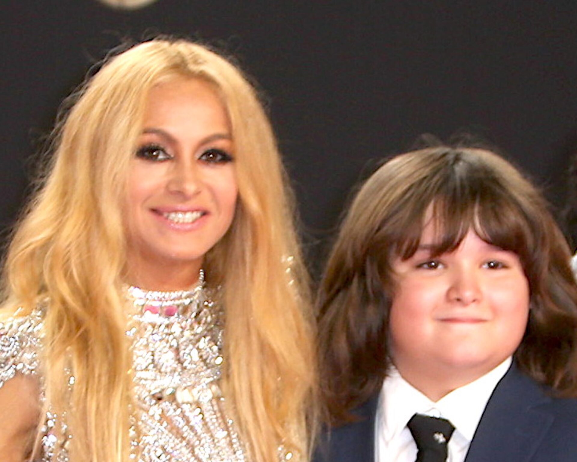 Jueza decidirá con quién vivirá el hijo de Paulina Rubio