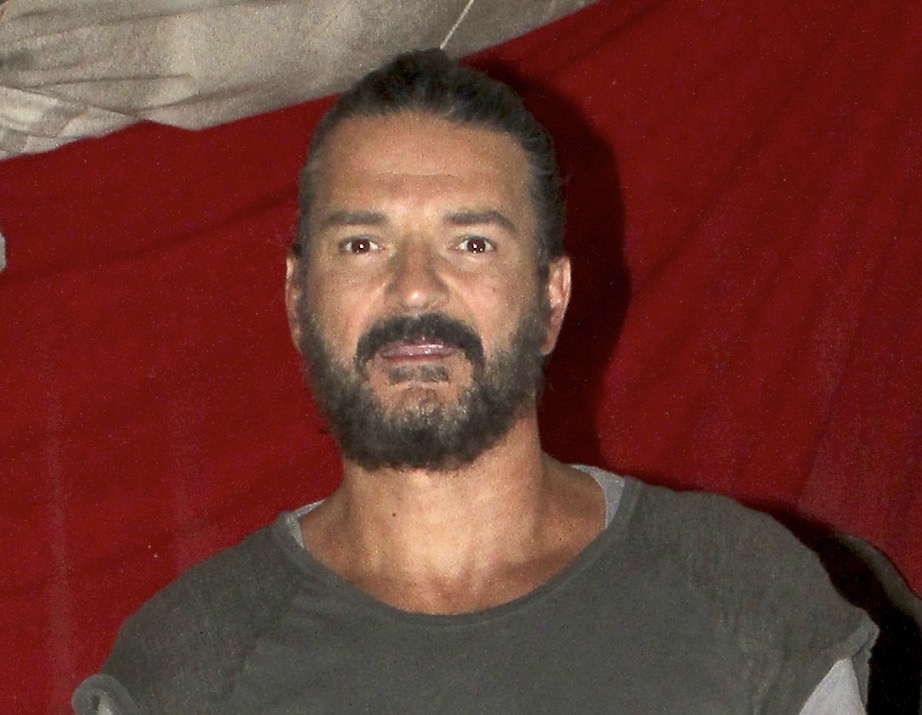 Ricardo Arjona compara la educación en casa de antes y de ahora