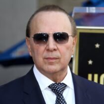 Tommy Mottola se queda sin negocio salsero por culpa de Epstein