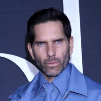 Arap Bethke lanza libro infantil