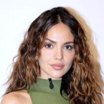 A Eiza González le daba pena hablar inglés en Hollywood