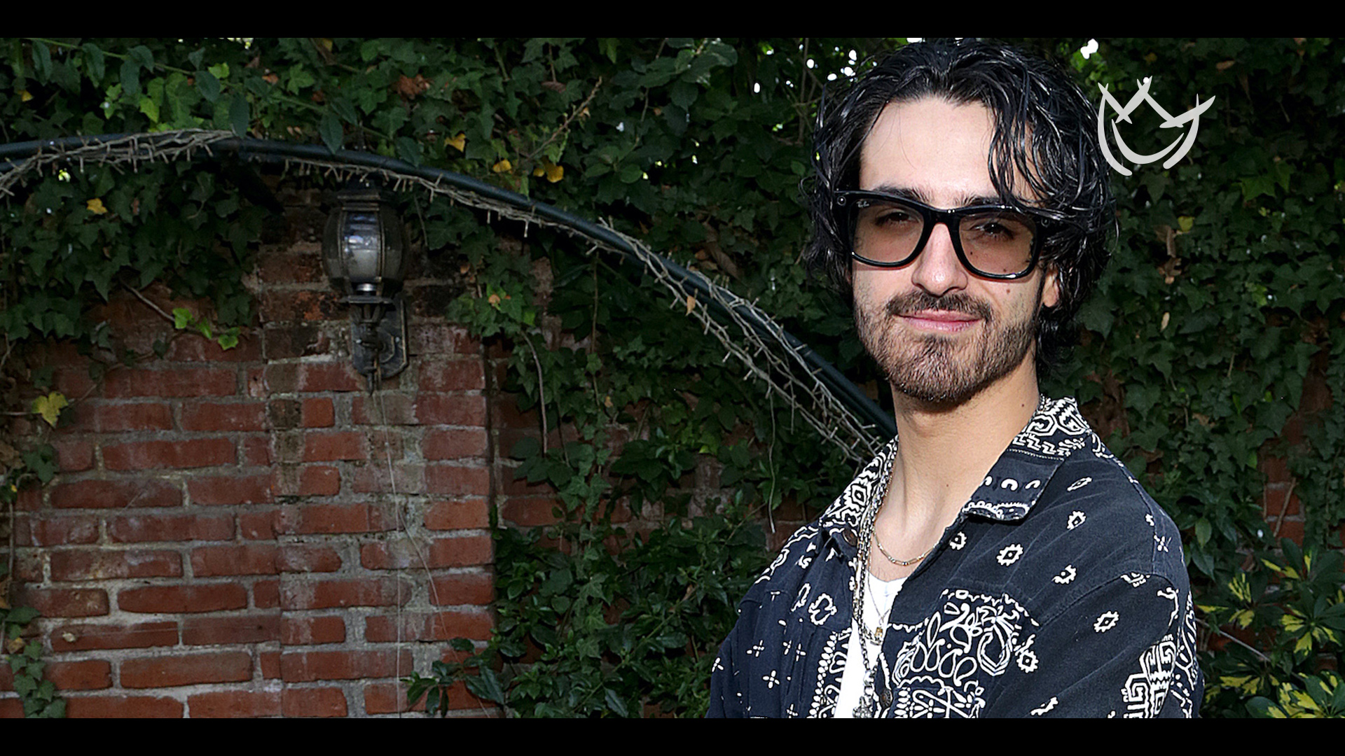 VIDEO: Sebastián Poza está orgulloso de actuar con su hermanastro