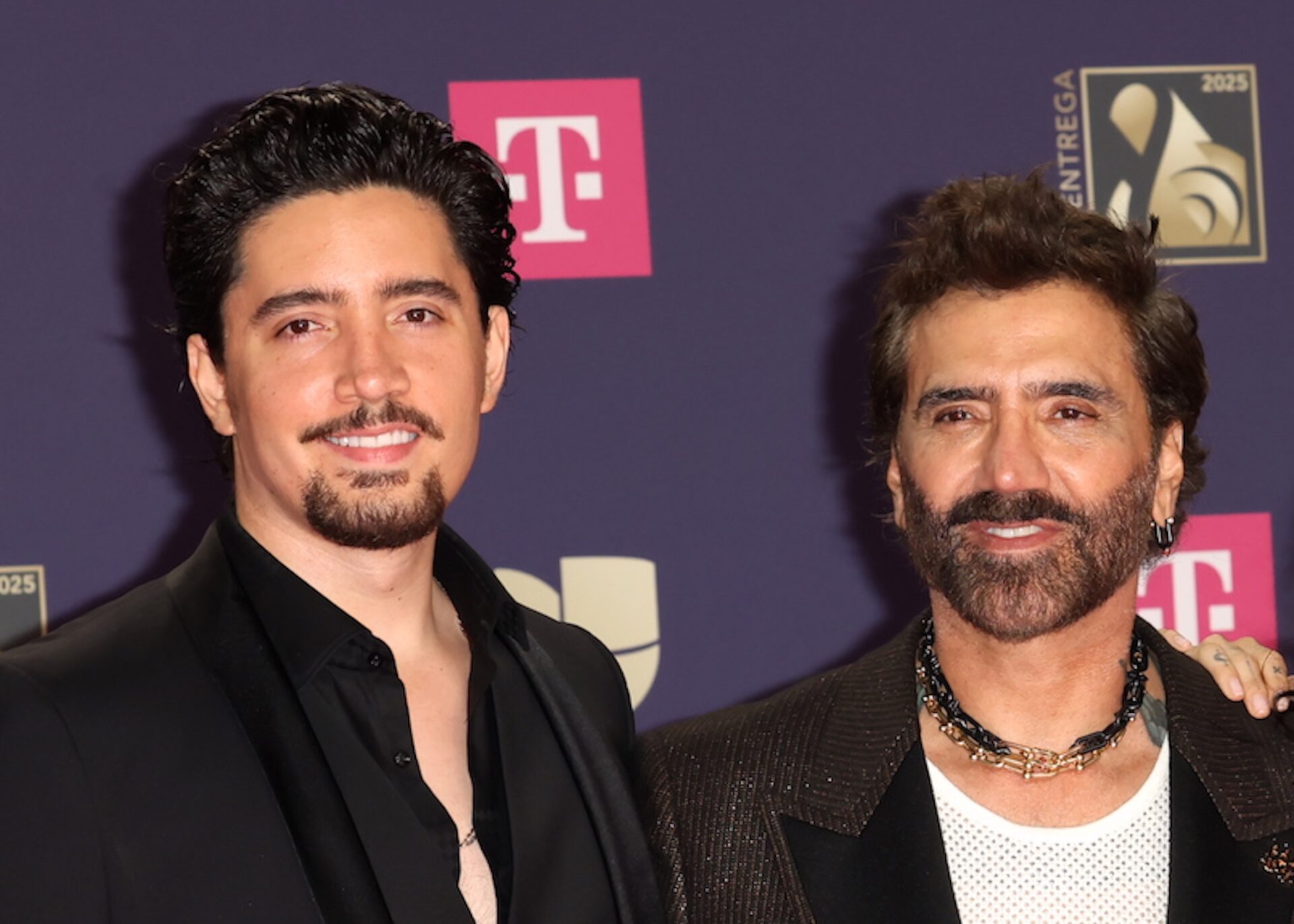 Alex Fernández niega distanciamiento con papá Alejandro