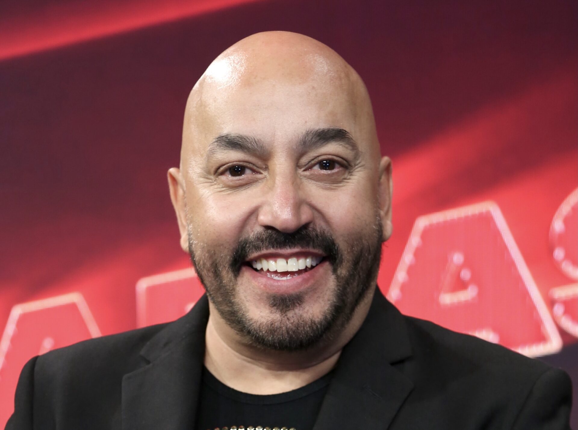 A Lupillo Rivera le roban las botas