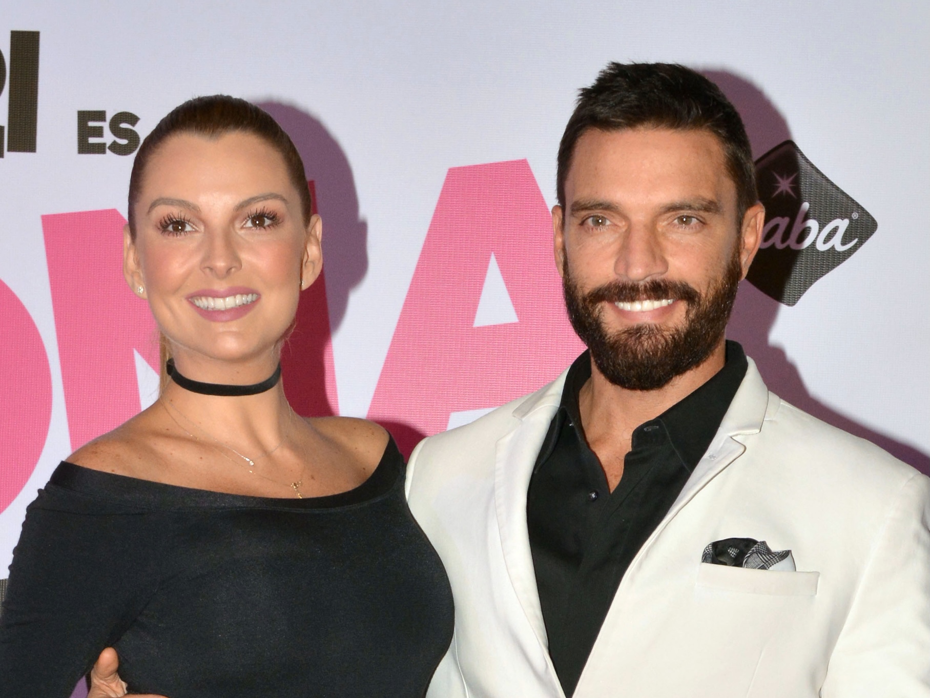 Marjorie de Sousa y Julián Gil reprueban foto con su hijo hecha con IA