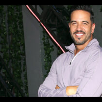 VIDEO: Chef Yisus guarda los cuchillos y saca las garras por sus hijas