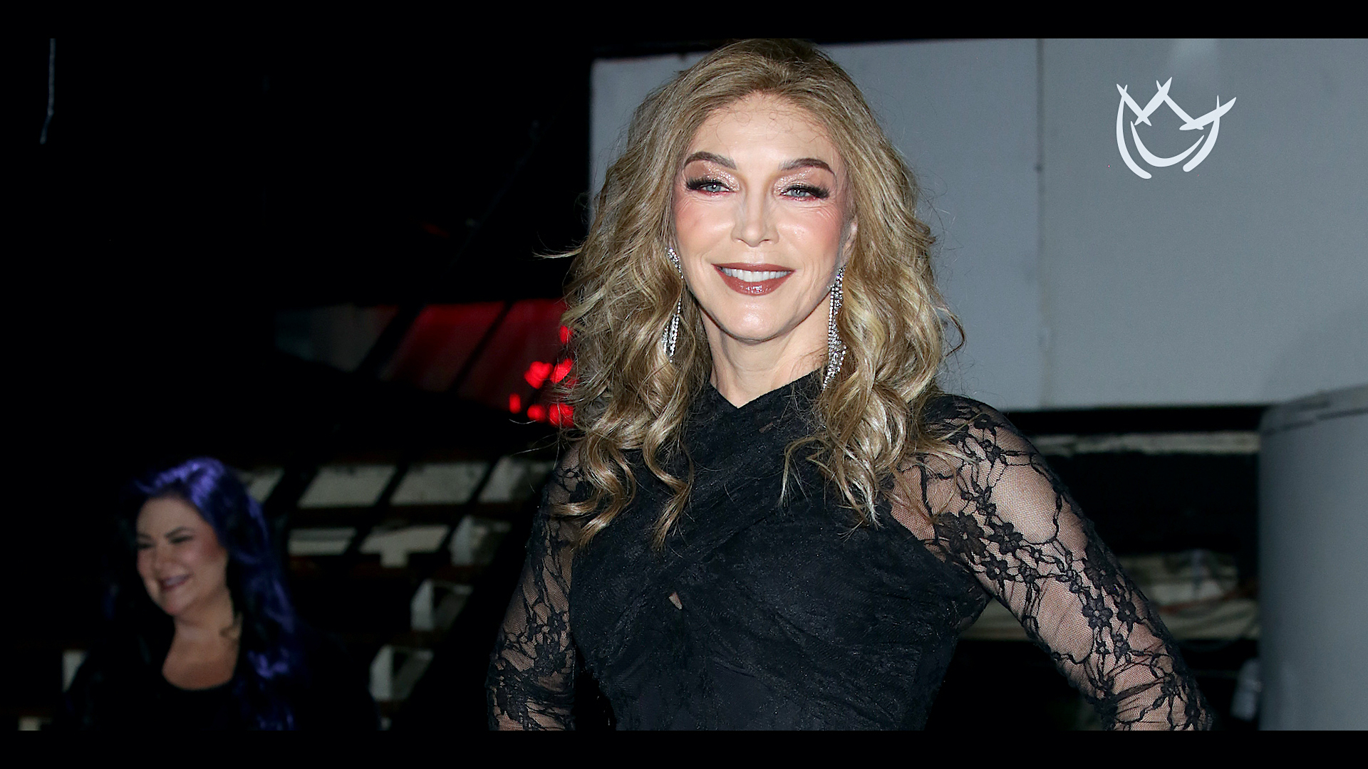 VIDEO: Laura Flores manda ¿indirecta a su ex?