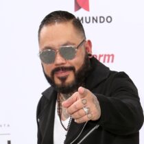A.B. Quintanilla critica versión de Ángela Aguilar de ‘Como La Flor’