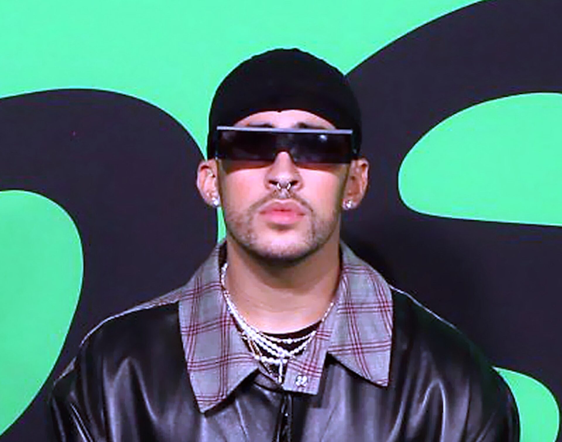 Bad Bunny crea campamento para fomentar el talento en jóvenes boricuas 